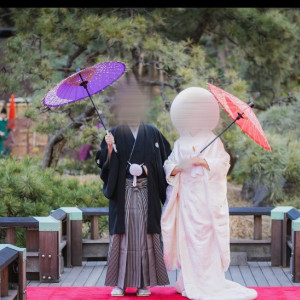 番傘と赤絨毯がとても合います|664641さんの東郷神社・ルアール東郷の写真(2435306)
