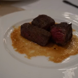 お肉料理