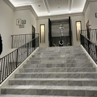 ロビーから挙式会場への入り口