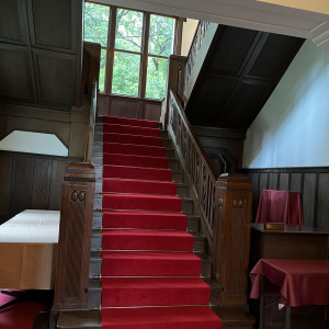 館内の階段|664796さんの神戸迎賓館 旧西尾邸の写真(1831265)