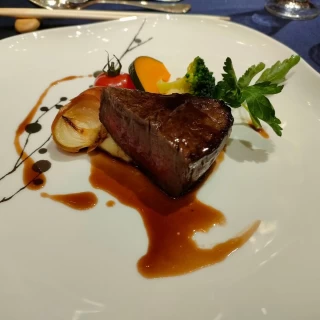 お肉料理