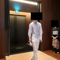 避難誘導の表示が目立つ