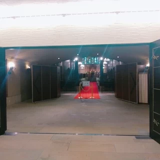 チャペル入り口 ❨ 控え室隣接 ❩