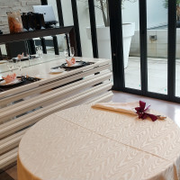 新郎新婦テーブル