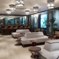 控室ソファールーム