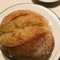 有名なパン。なんとも言えない美味しさです。