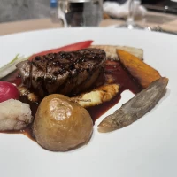 試食したメインのお肉