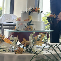 ウェディングケーキです。