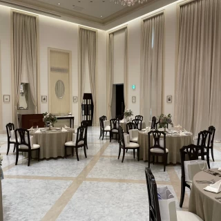 会場