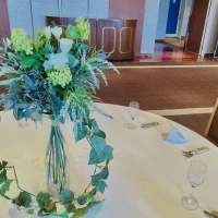 模擬披露宴会場装花例