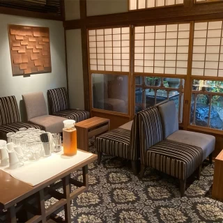 控え室