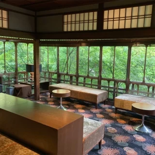 控え室