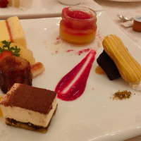 Dessert glorieux（デセール グロリユー)