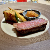 お肉はもちろんなこと、ズッキーニが美味しすぎました。