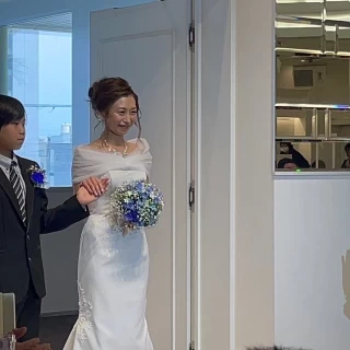 披露宴入場