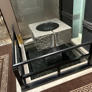 通路途中、おしゃれな装飾