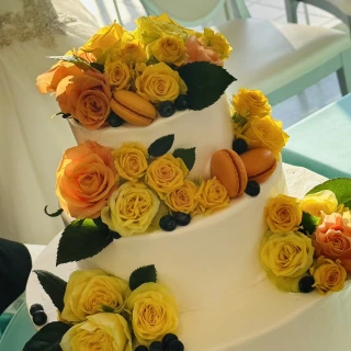 ウェディングケーキ