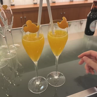 ウェルカムスペースの生搾りオレンジュース。美味。