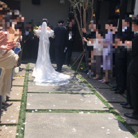 中庭でフラワーシャワーが出来ました！
