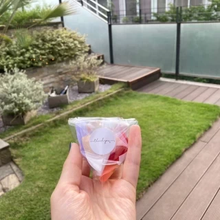 フラワーシャワー