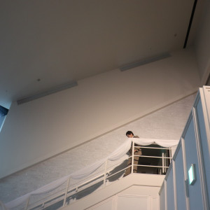 階段入場 新郎新婦別々入場|667532さんのルミヴェールTOKYOの写真(1847824)