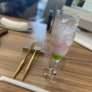 オリジナルカクテルをいただきました。