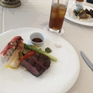 お肉も柔らかくおいしかったです。