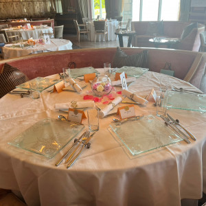 披露宴のテーブル装花です。|667780さんの浜名湖 オーベルジュ キャトルセゾンの写真(1849074)