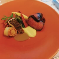 試食でいただいたお肉料理
