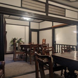 ゲストの待合室、インテリアもアンティークで、雰囲気あり！|667818さんの旧石丸邸 GARDEN TERRACE HIROO（旧：ラッセンブリ広尾）の写真(2007005)