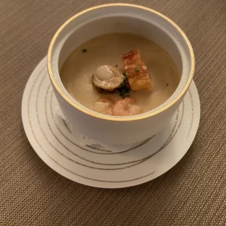 茶碗蒸しはチーズが入っていて美味しかったです。