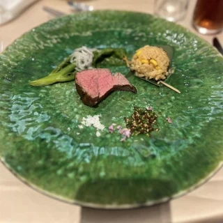 藁焼き黒毛和牛　コンソメご飯