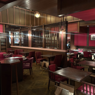 雰囲気のある待合室