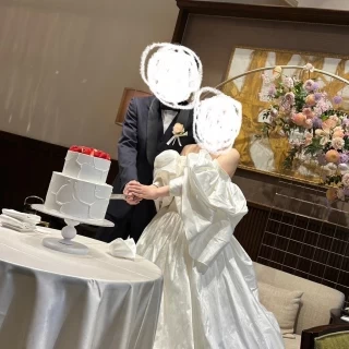3F披露宴会場、メインテーブル
費用抑えてます