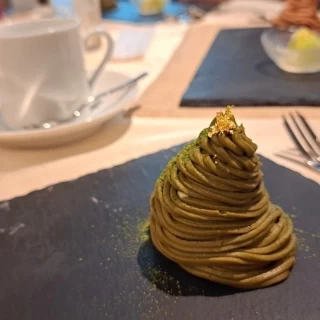 抹茶が濃く、中のアイスとの相性抜群でした。