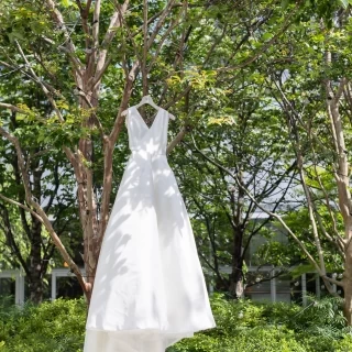 中庭でのドレスショット