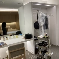 プライズルーム鏡側