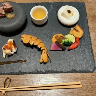 試食はワンプレートでした。