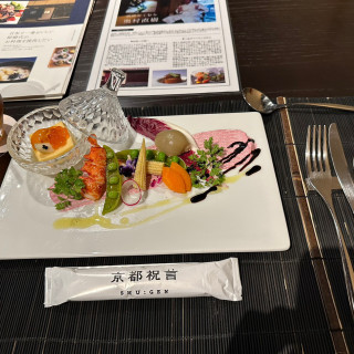前菜の盛り合わせ
