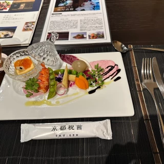 前菜の盛り合わせ