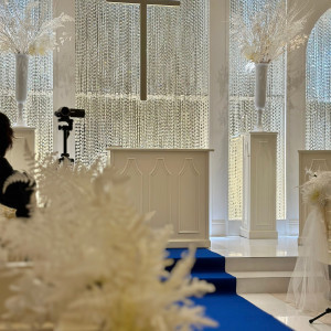 造花の装飾もオフホワイトで統一されていました|670332さんのアーヴェリール迎賓館 姫路の写真(2053515)