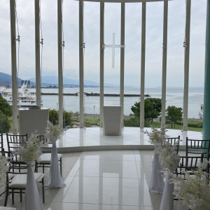琵琶湖をイ出来るチャペル|670435さんの琵琶湖ホテルの写真(1869395)