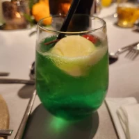 披露宴中のドリンクのメロンソーダが大人気でした！