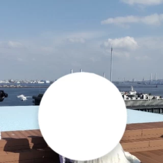 屋上でみんなで写真撮影がありました。景色がよく素敵でした。