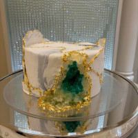 ケーキはジオードケーキがよくて、とてもこだわりました。