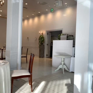 披露宴会場窓側席