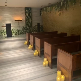 明るいチャペル