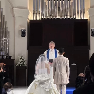 ロイヤルブルーのバージンロード
