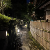 夜の雰囲気もよいです。