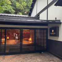 白鳳館の玄関口